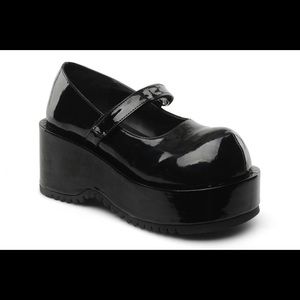 Demonia Dolly-01 Platform Mary Janes SIZE 8